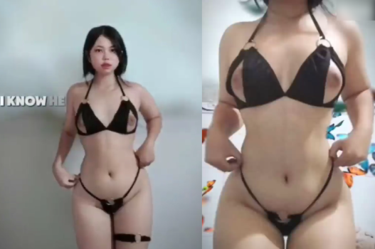 Gái sinh viên yêu mặc bikini lúc nhục dục